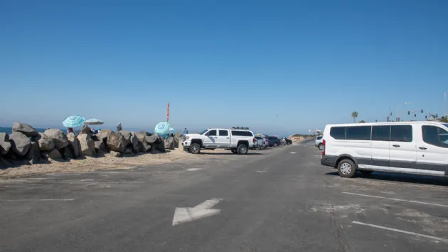 Parking at Tamarack Surf Beach