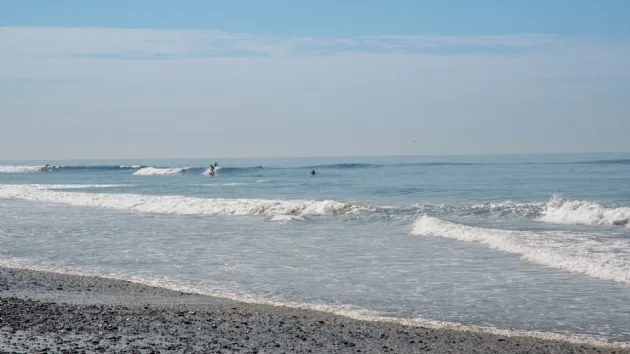 Surfing a Wave at Boneyards