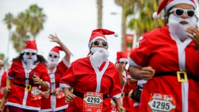 Don't Miss the 2025 San Diego Santa Run - This Weekend!