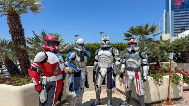 Tons of Star Wars Characters Outside Comic Con