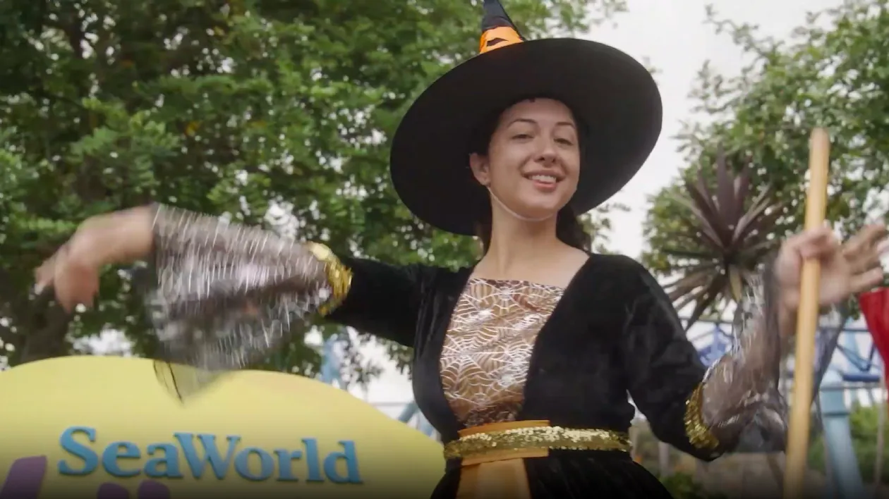 Dancing Witch at Halloween Spooktacular at SeaWorld San Diego