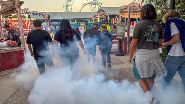 Entering Howl O Scream at Seaworld San Diego