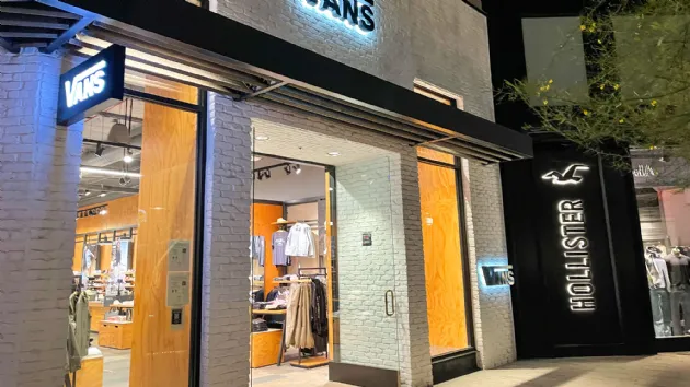 Vans Store to Shops at UTC Mall