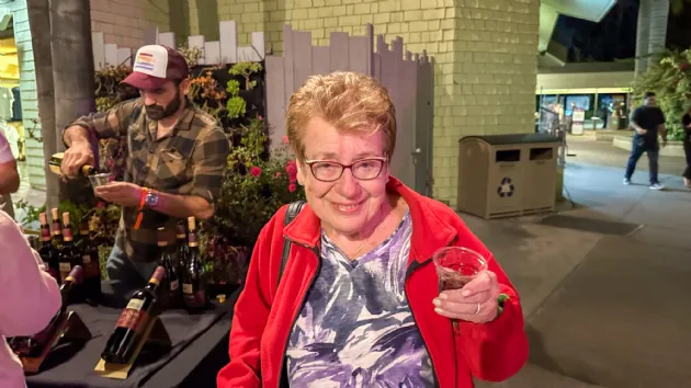 Loving the Wine at the Food, Wine and Brew at the San Diego Zoo