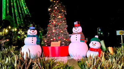 Snowmen at Seaworld Christmas Celebration
