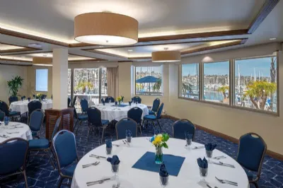 Bay Club Hotel & Marina - Go Visit San Diego