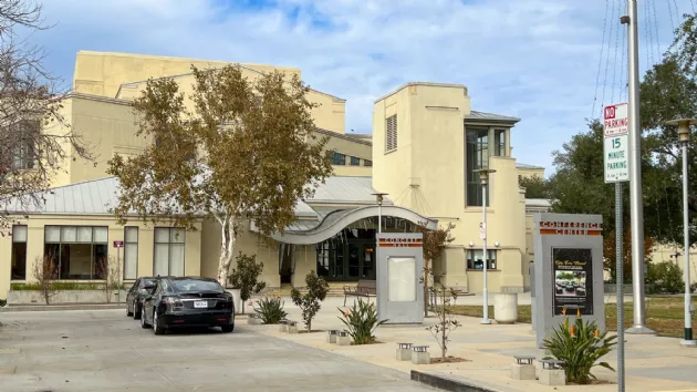 Entrance to the California Center for the Arts Escondido